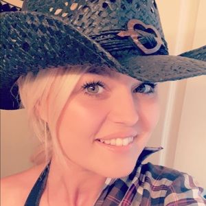 Meet your Posher, Brooksie